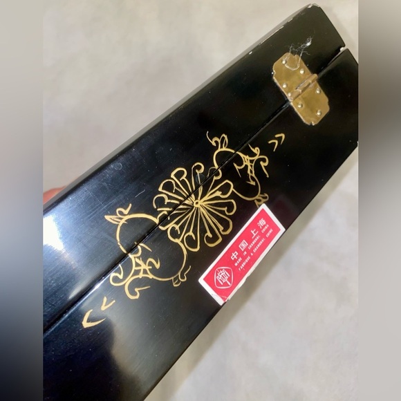 Black Lacquered Jewelry Box with Inlay Design. Vintage (1960-70’s) - Picture 3 of 6